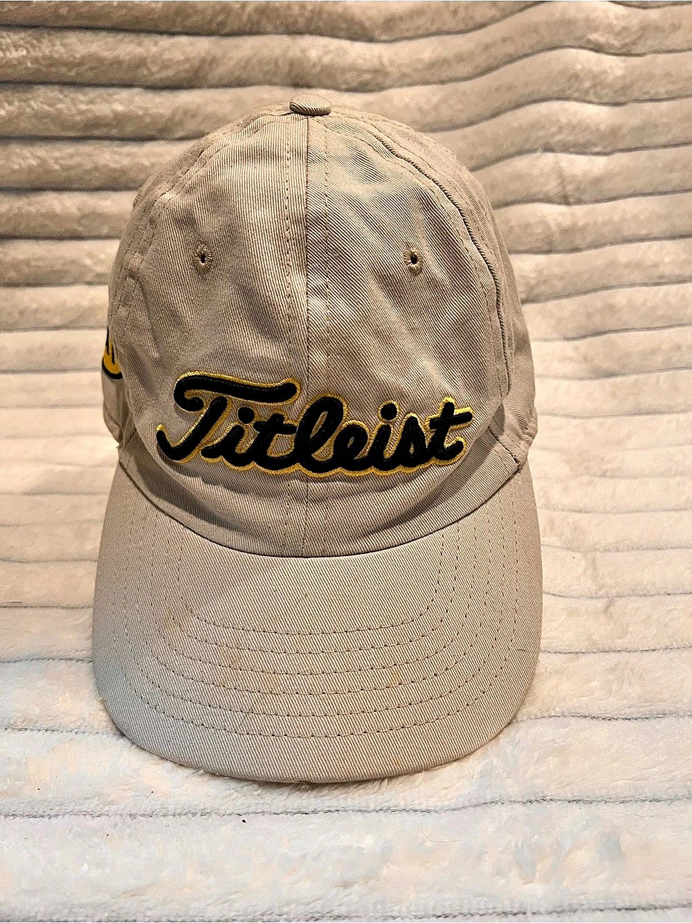 Titleist Cotton Golf Hat in Tan